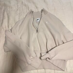 Nike Women's Sportswear Phoenix Fleece Oversized 1/2-Zip Crop Sweatshirt